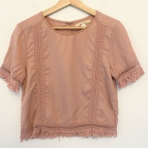 Mi Ami boxy cut blush top size small
